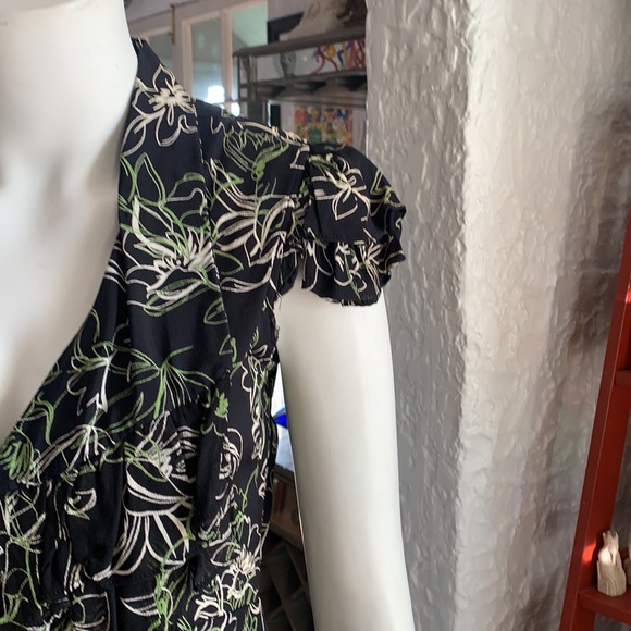 Jabot collar dress in rayon print - Picture 3 of 6